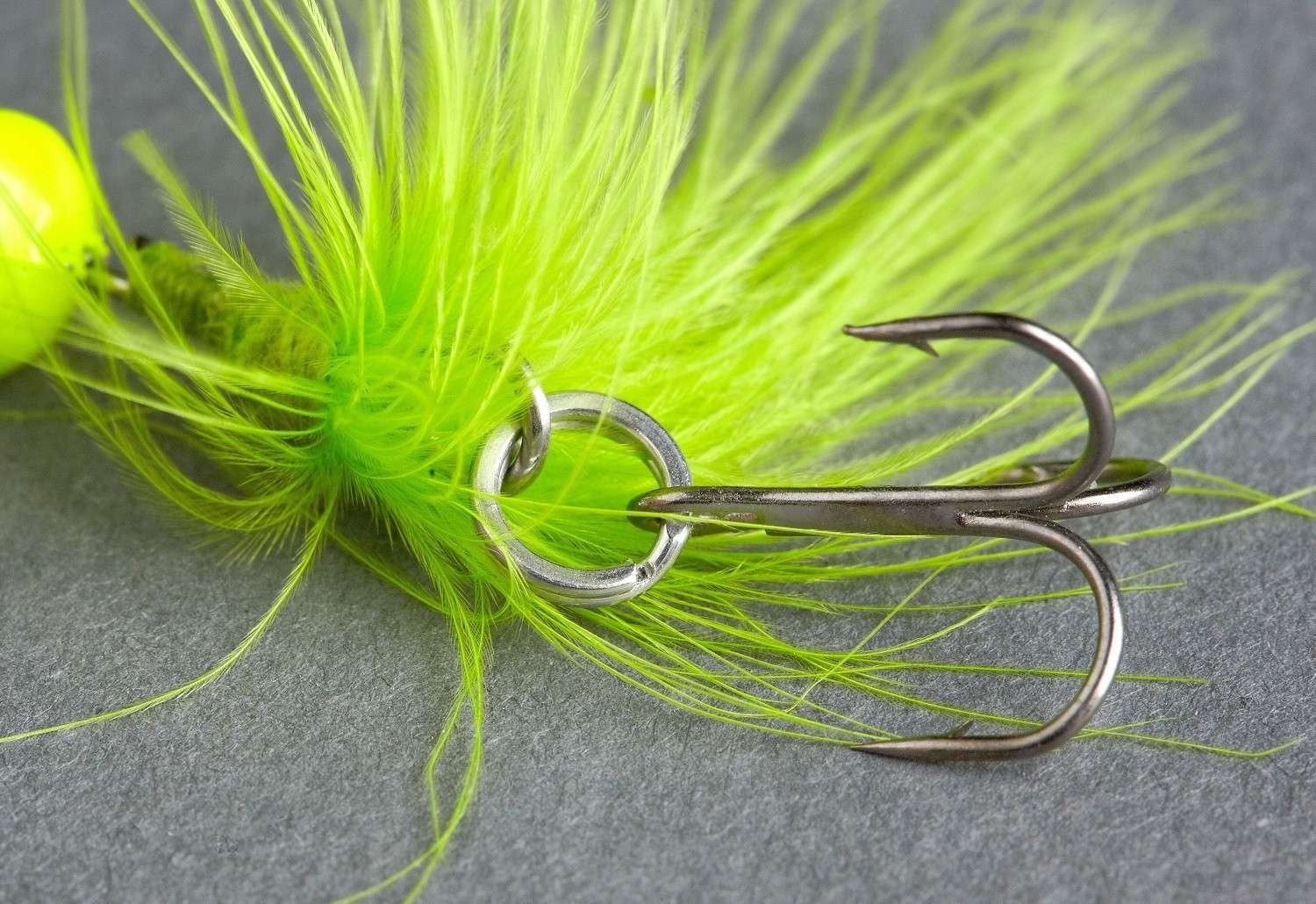 Balzer 13210 Colonel Fuzzy Spin UV Active Tüylü Alabalık Kaşığı